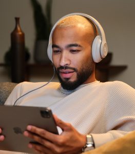 Beats Studio Pro vs Sony WH-1000XM5 différences